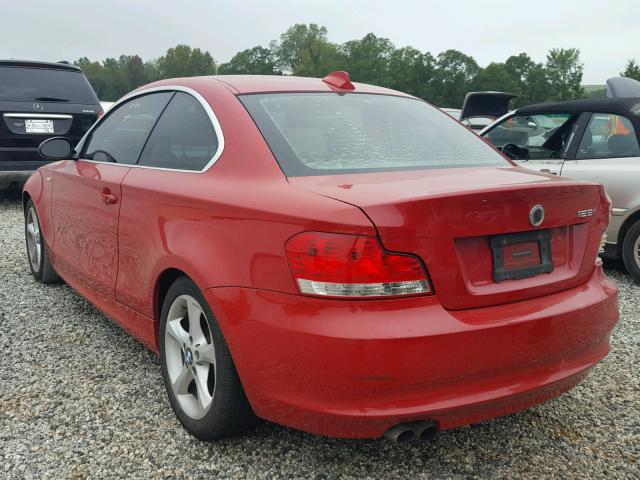 WBAUP735X9VK76549 - 2009 BMW 128 I RED photo 3