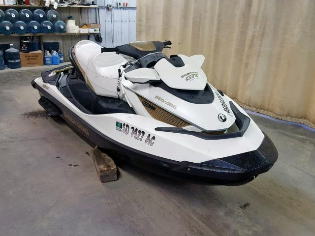 YDV02166E111 - 2011 BOMBARDIER JETSKI WHITE photo 1