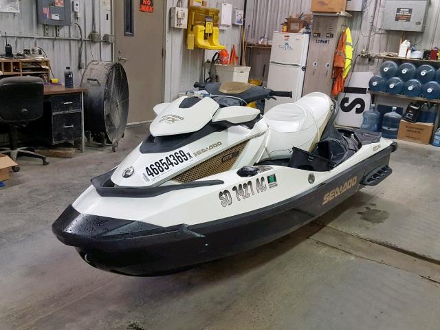 YDV02166E111 - 2011 BOMBARDIER JETSKI WHITE photo 2