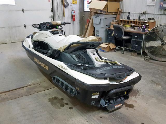 YDV02166E111 - 2011 BOMBARDIER JETSKI WHITE photo 3