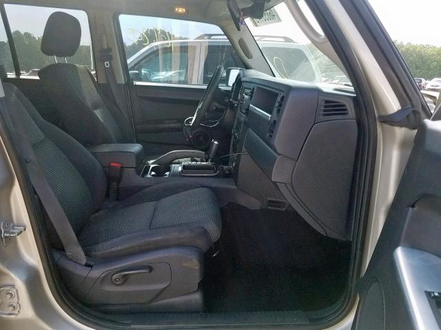 1J8HH48K78C128649 - 2008 JEEP COMMANDER SILVER photo 5