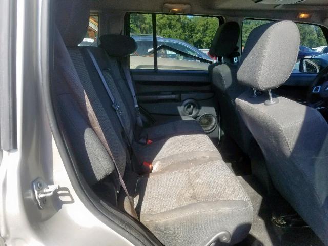 1J8HH48K78C128649 - 2008 JEEP COMMANDER SILVER photo 6