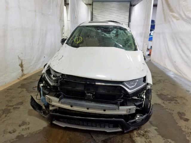 2HKRW2H84JH657142 - 2018 HONDA CR-V EXL WHITE photo 9