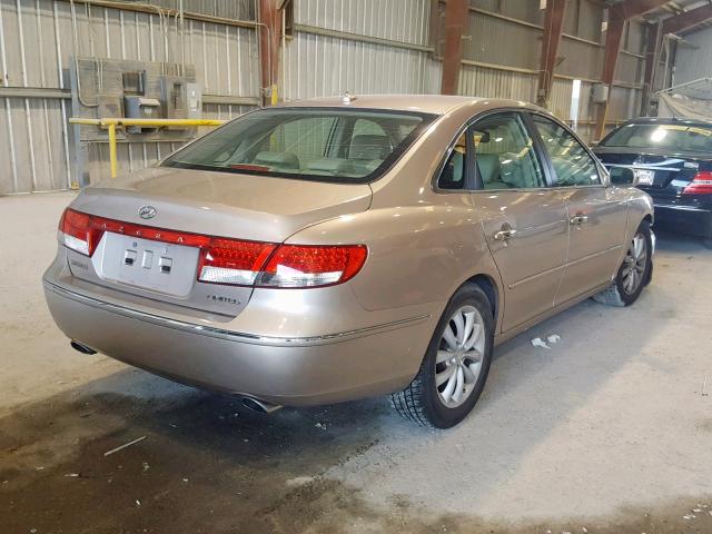 KMHFC46F98A250293 - 2008 HYUNDAI AZERA SE GOLD photo 4