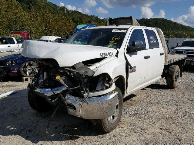 3C6UR5HJXJG101648 - 2018 RAM 2500 ST WHITE photo 2