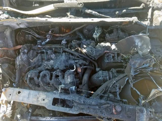 KNDJN2A2XK7013477 - 2019 KIA SOUL WHITE photo 7