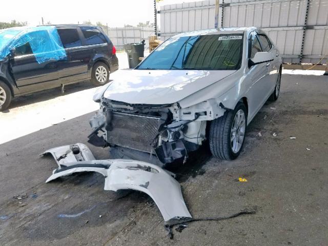 1G1ZE5E78BF273806 - 2011 CHEVROLET MALIBU LTZ თეთრი ფოტო 2