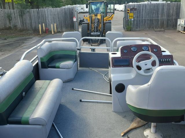 TMV22248C404 - 2005 TRANSPORTATION MFG CORP. PONTOON WHITE photo 9