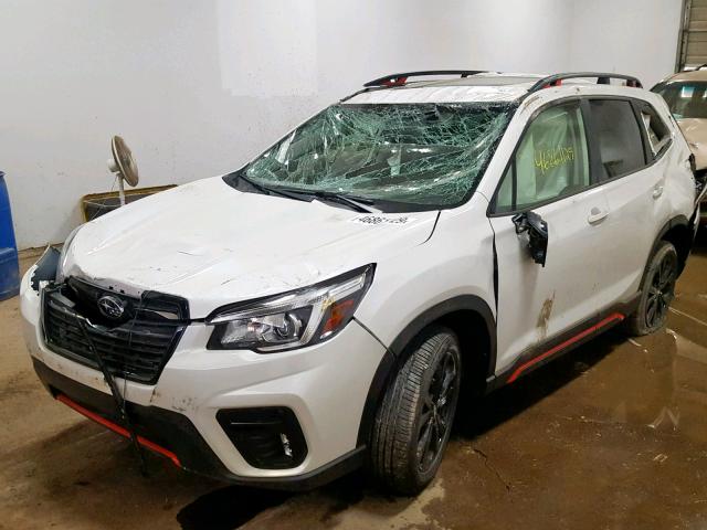 JF2SKAPC6KH564170 - 2019 SUBARU FORESTER S WHITE photo 2