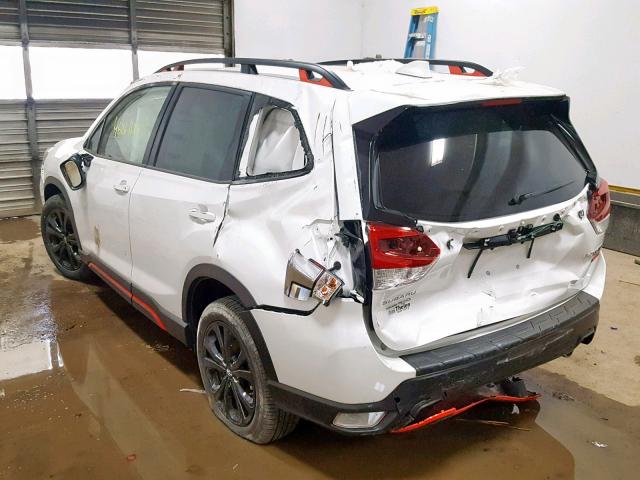 JF2SKAPC6KH564170 - 2019 SUBARU FORESTER S WHITE photo 3