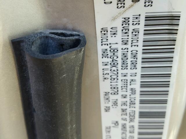 1J8HG48K37C611878 - 2007 JEEP COMMANDER GOLD photo 10