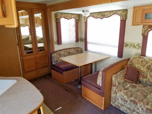 47CTFTN246G520238 - 2006 FOUW CAMPER 26F TWO TONE photo 5