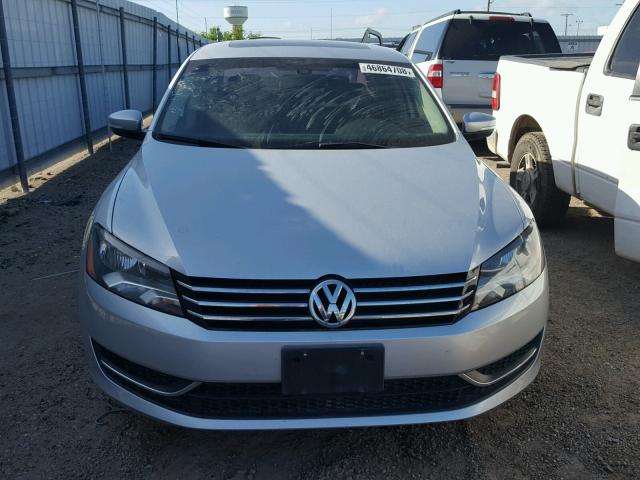 1VWBS7A3XEC100355 - 2014 VOLKSWAGEN PASSAT SE SILVER photo 9