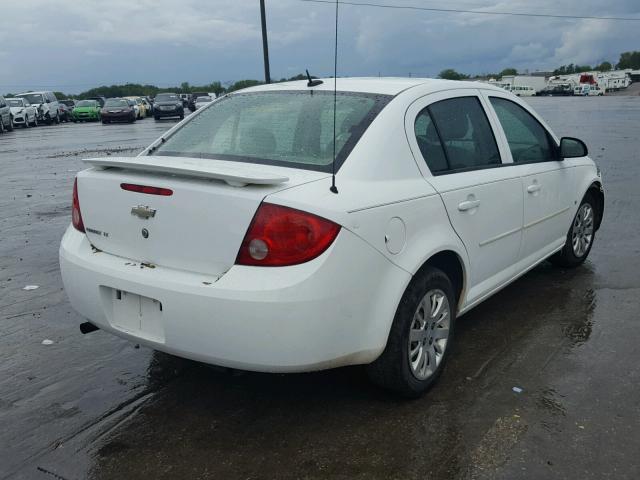 1G1AT58HX97209312 - 2009 CHEVROLET COBALT LT WHITE photo 4