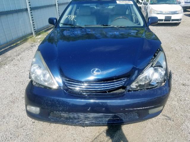 JTHBF30G120048369 - 2002 LEXUS ES 300 BLUE photo 9