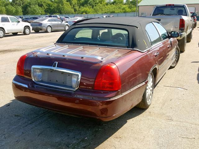 1LNHM83W54Y622652 - 2004 LINCOLN TOWN CAR U MAROON photo 4