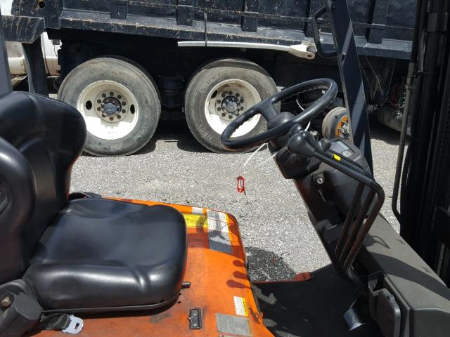 00000000000015698 - 2006 TOYOTA FORKLIFT ORANGE photo 5