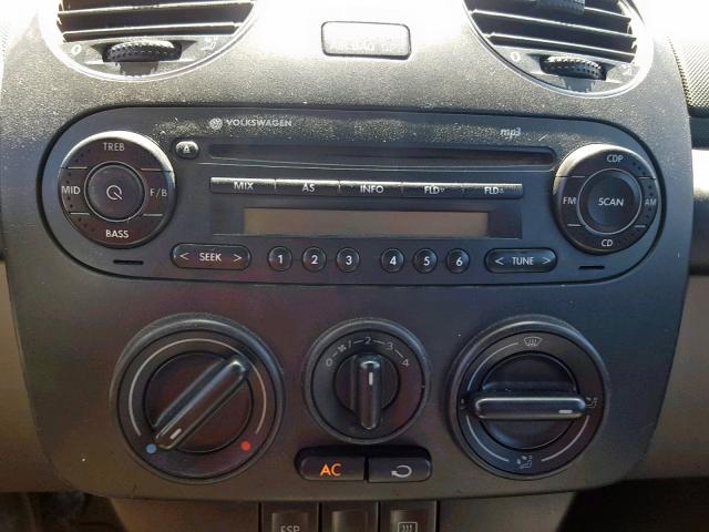 3VWPF31Y37M414879 - 2007 VOLKSWAGEN NEW BEETLE ვერცხლისფერი ფოტო 9