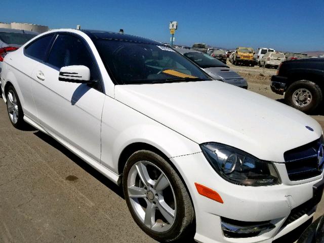 WDDGJ4HB4EG184498 - 2014 MERCEDES-BENZ C 250 WHITE photo 1