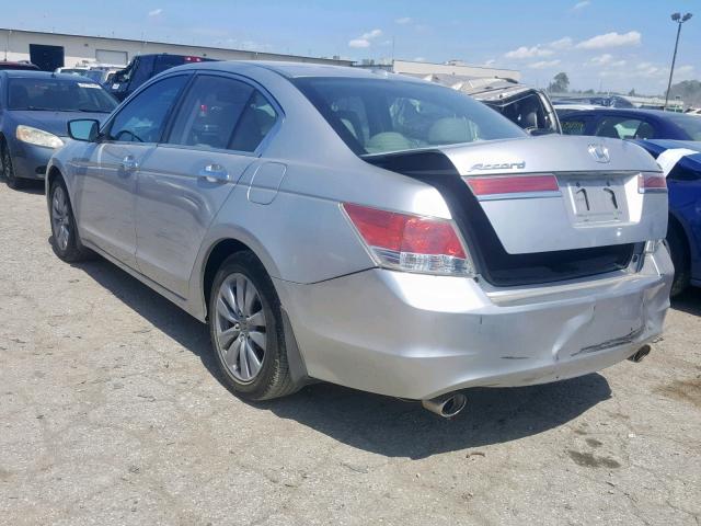 1HGCP3F8XBA013456 - 2011 HONDA ACCORD EXL SILVER photo 3