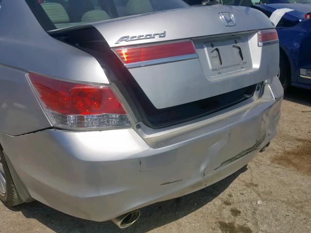 1HGCP3F8XBA013456 - 2011 HONDA ACCORD EXL SILVER photo 9