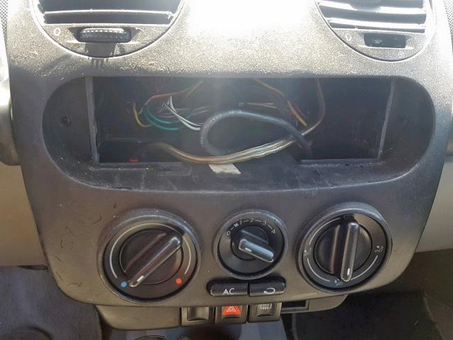 3VWCK21C31M429754 - 2001 VOLKSWAGEN NEW BEETLE თეთრი ფოტო 9