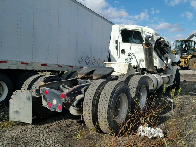 1FUJBBCV77PV90435 - 2007 FREIGHTLINER CONVENTION WHITE photo 4