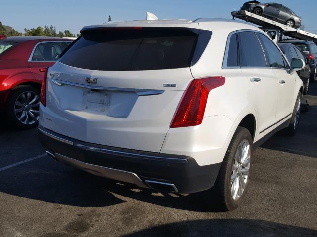 1GYKNFRS4HZ105921 - 2017 CADILLAC XT5 PLATIN WHITE photo 4