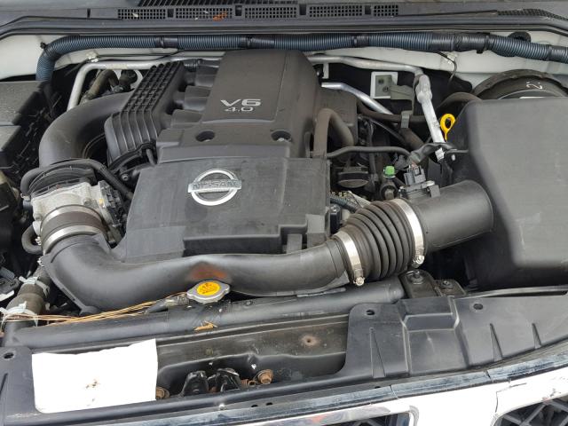 1N6AD0EV1AC414477 - 2010 NISSAN FRONTIER C WHITE photo 7