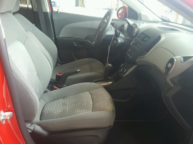 1G1JA5SH6G4177939 - 2016 CHEVROLET SONIC LS 红色 照片 5