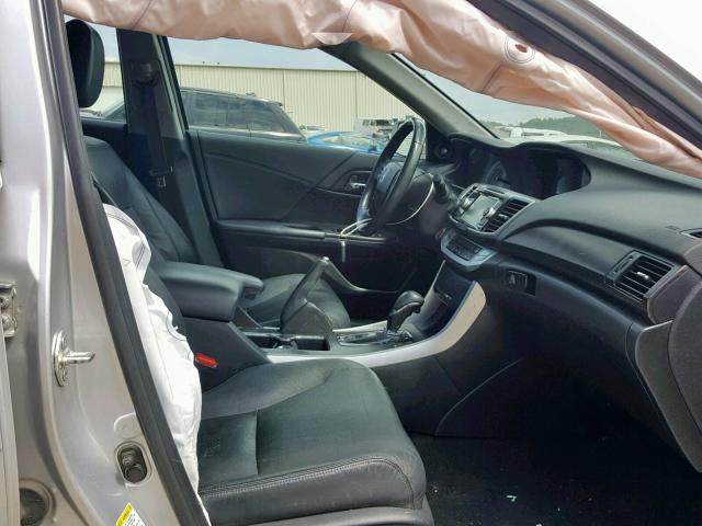 1HGCR2F82DA230300 - 2013 HONDA ACCORD EXL SILVER photo 5