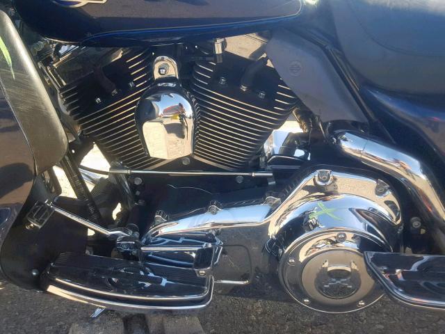 1HD1FC4168Y608737 - 2008 HARLEY-DAVIDSON FLHTCUI BLUE photo 7