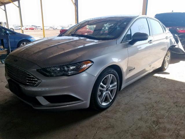 3FA6P0UUXJR254597 - 2018 FORD FUSION S H SILVER photo 2