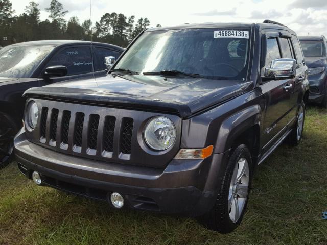 1C4NJPFB8ED893880 - 2014 JEEP PATRIOT LA BROWN photo 2