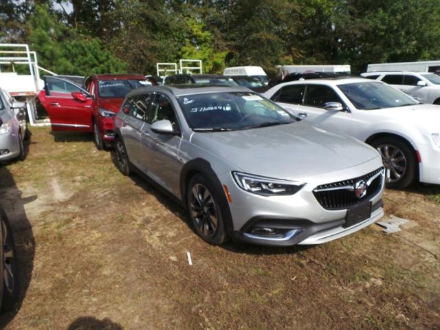 W04GV8SX5J1128541 - 2018 BUICK REGAL TOUR BLACK photo 2