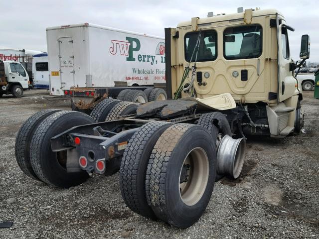 3AKJGEDV4GSHF9788 - 2016 FREIGHTLINER CASCADIA 1 CREAM photo 4