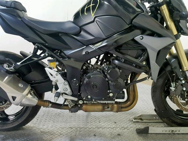 JS1GR7NA3F2100180 - 2015 SUZUKI GSX-S750 BLACK photo 11