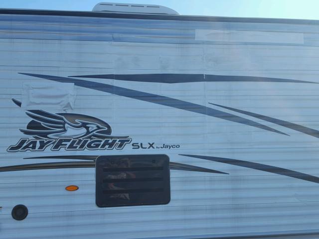 1UJBJ0BP5J17Y0508 - 2018 JAYCO JAYFLIGHT  TWO TONE photo 8