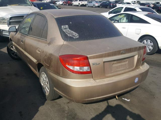 KNADC125136236565 - 2003 KIA RIO GOLD photo 3