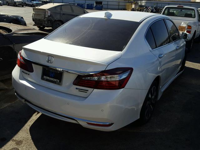 JHMCR6F73HC027549 - 2017 HONDA ACCORD HYB WHITE photo 4