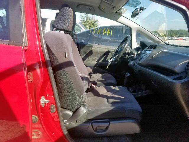 JHMGE8H57BS008391 - 2011 HONDA FIT SPORT RED photo 5