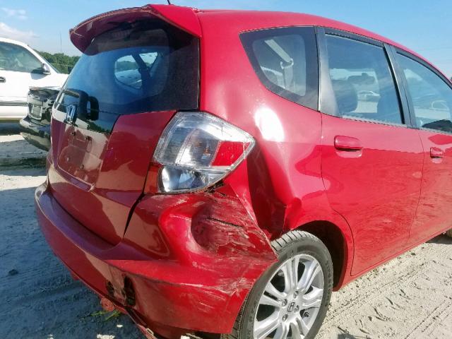 JHMGE8H57BS008391 - 2011 HONDA FIT SPORT RED photo 9