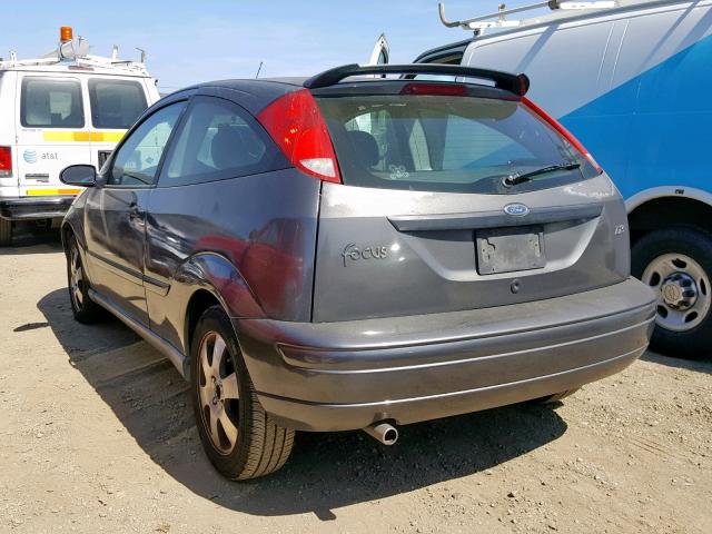 3FAFP31351R219561 - 2001 FORD FOCUS ZX3 GRAY photo 3