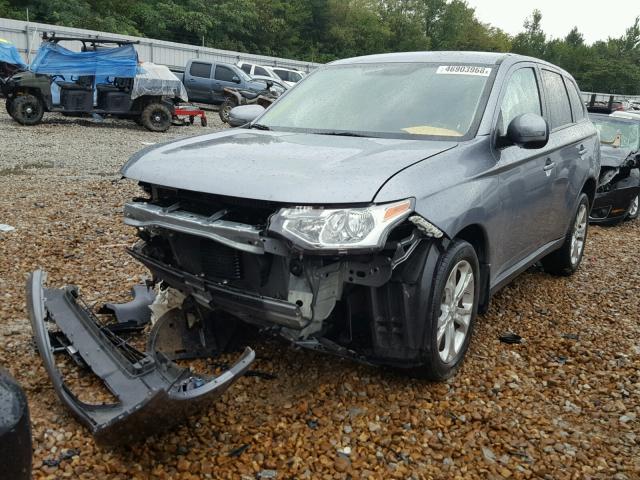 JA4AD3A30EZ019969 - 2014 MITSUBISHI OUTLANDER GRAY photo 2