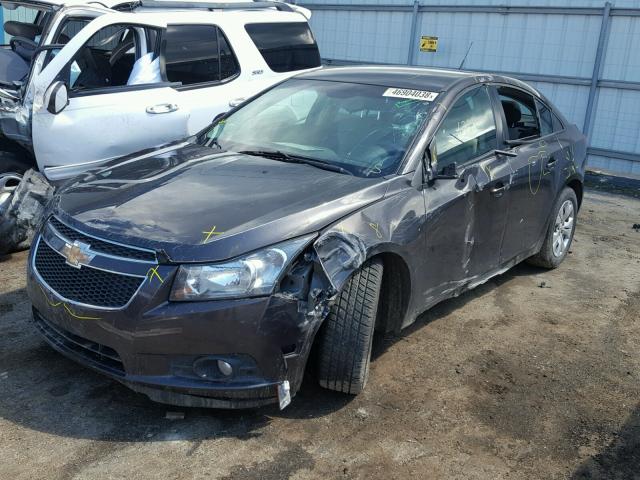 1G1PA5SH9E7473382 - 2014 CHEVROLET CRUZE LS GRAY photo 2