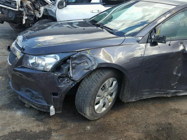 1G1PA5SH9E7473382 - 2014 CHEVROLET CRUZE LS GRAY photo 9