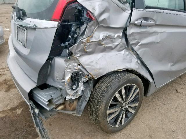 3HGGK5H85JM728252 - 2018 HONDA FIT EX SILVER photo 9