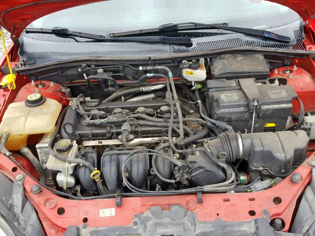 1FAFP34NX7W137067 - 2007 FORD FOCUS ZX4 RED photo 7