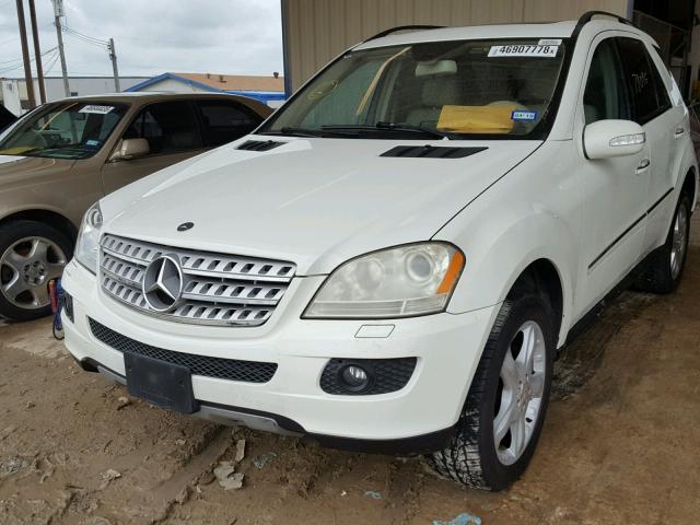 4JGBB86EX8A355814 - 2008 MERCEDES-BENZ ML 350 WHITE photo 2