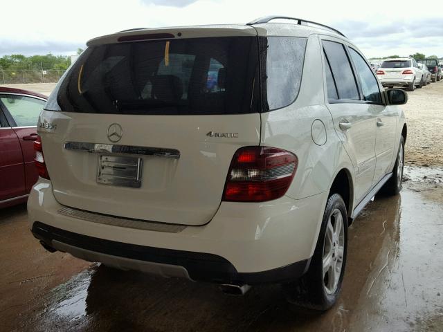 4JGBB86EX8A355814 - 2008 MERCEDES-BENZ ML 350 WHITE photo 4